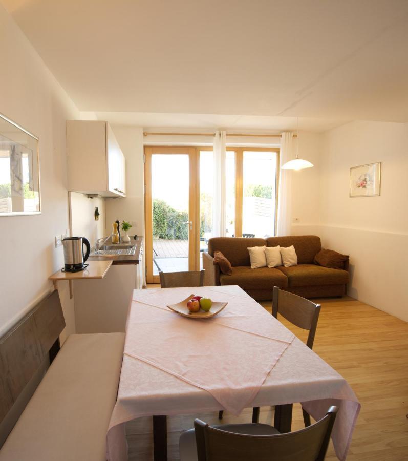 Panorama Residence Schlossblick - Apartments Erdgeschoss Rodeneck Exterior foto