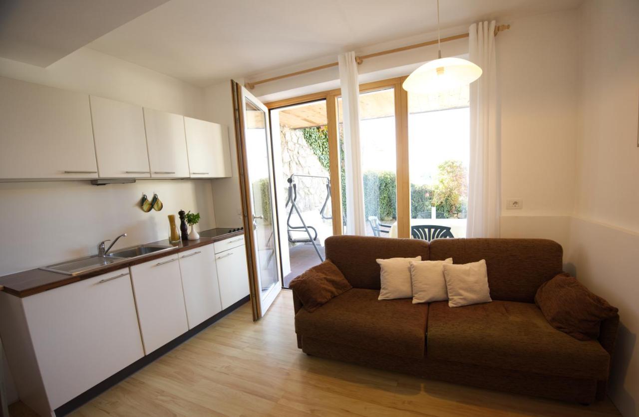 Panorama Residence Schlossblick - Apartments Erdgeschoss Rodeneck Exterior foto